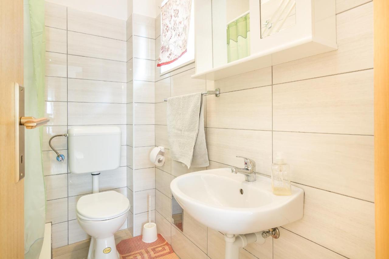 Cheap Apartment Tanja Trogir Exterior photo