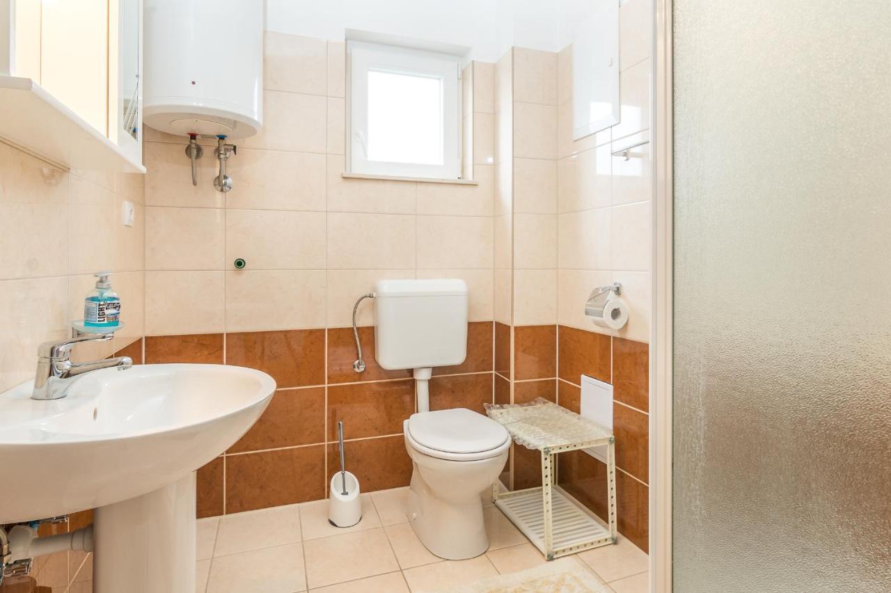 Cheap Apartment Tanja Trogir Exterior photo