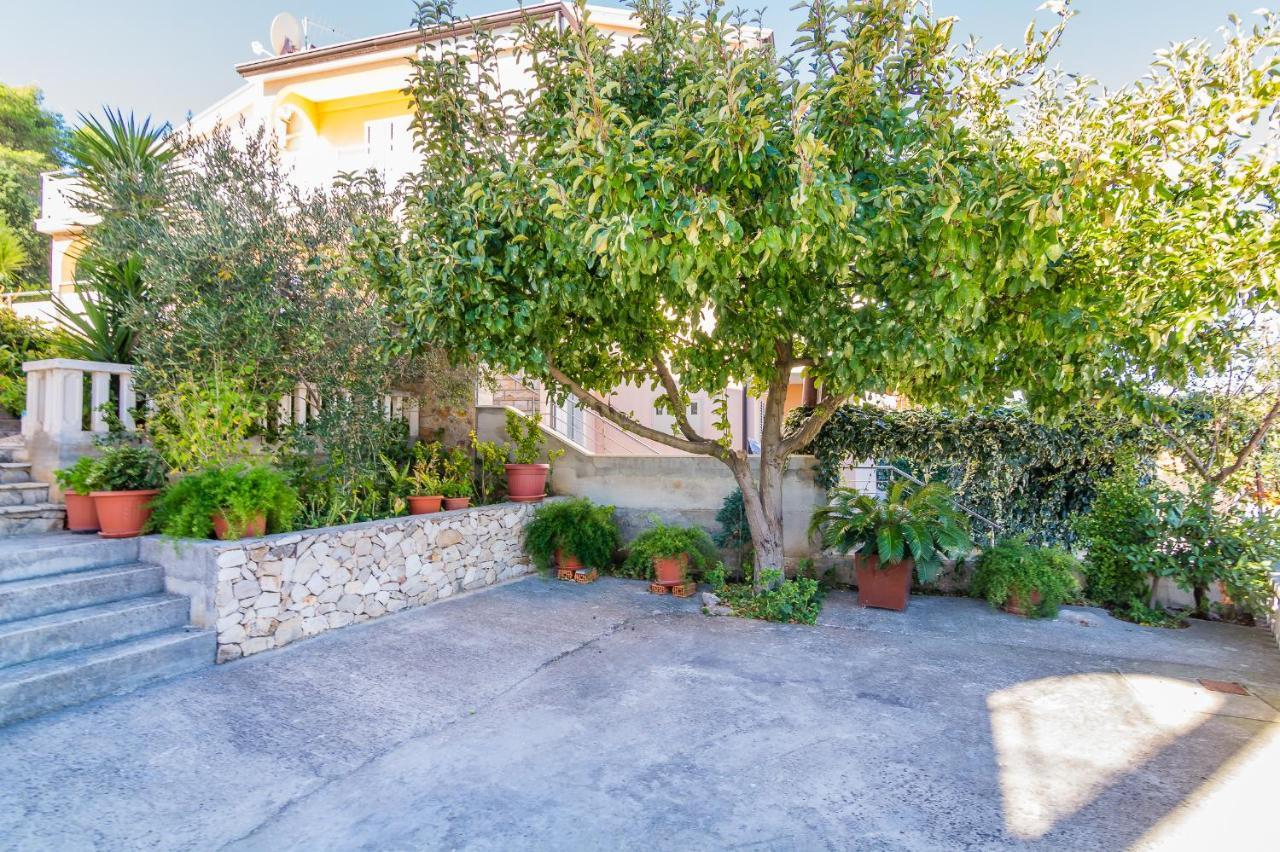 Cheap Apartment Tanja Trogir Exterior photo