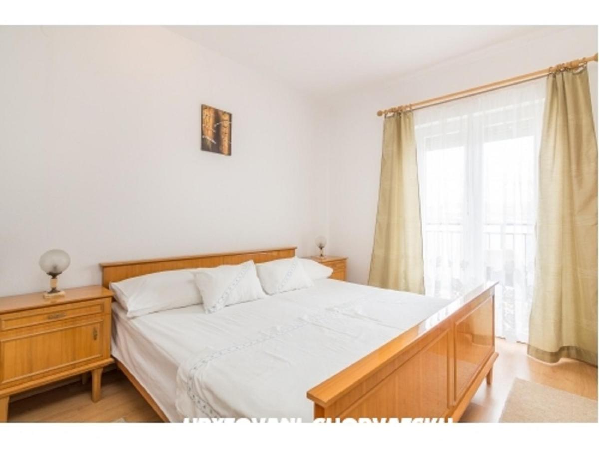 Cheap Apartment Tanja Trogir Exterior photo